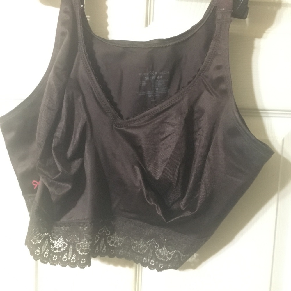 Ruby Ribbon Black Lace-Hem Wireless Bralette